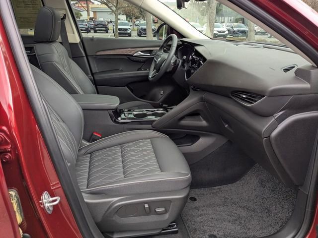 Used 2023 Buick Envision Avenir image 39