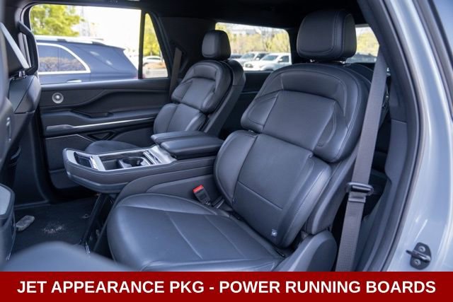Used 2025 Lincoln Navigator Reserve w/ Jet Appearance Package image 44