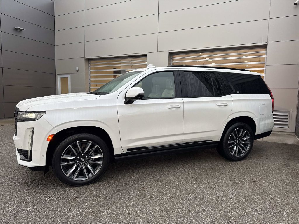 Used 2022 Cadillac Escalade Sport w/ Touring Package AWD/4WD image 3