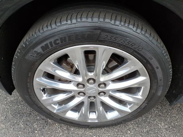 Used 2019 Cadillac XT5 Platinum image 12