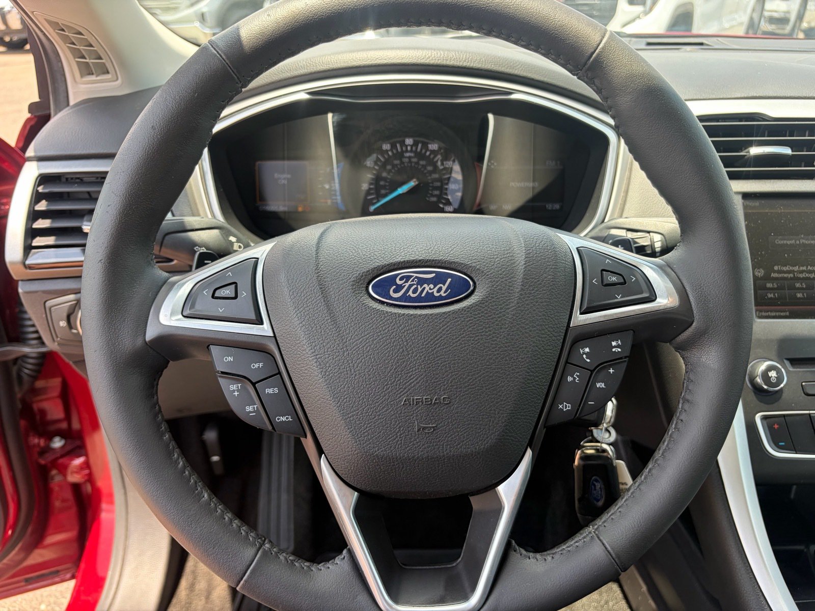 Used 2016 Ford Fusion SE AWD/4WD image 13
