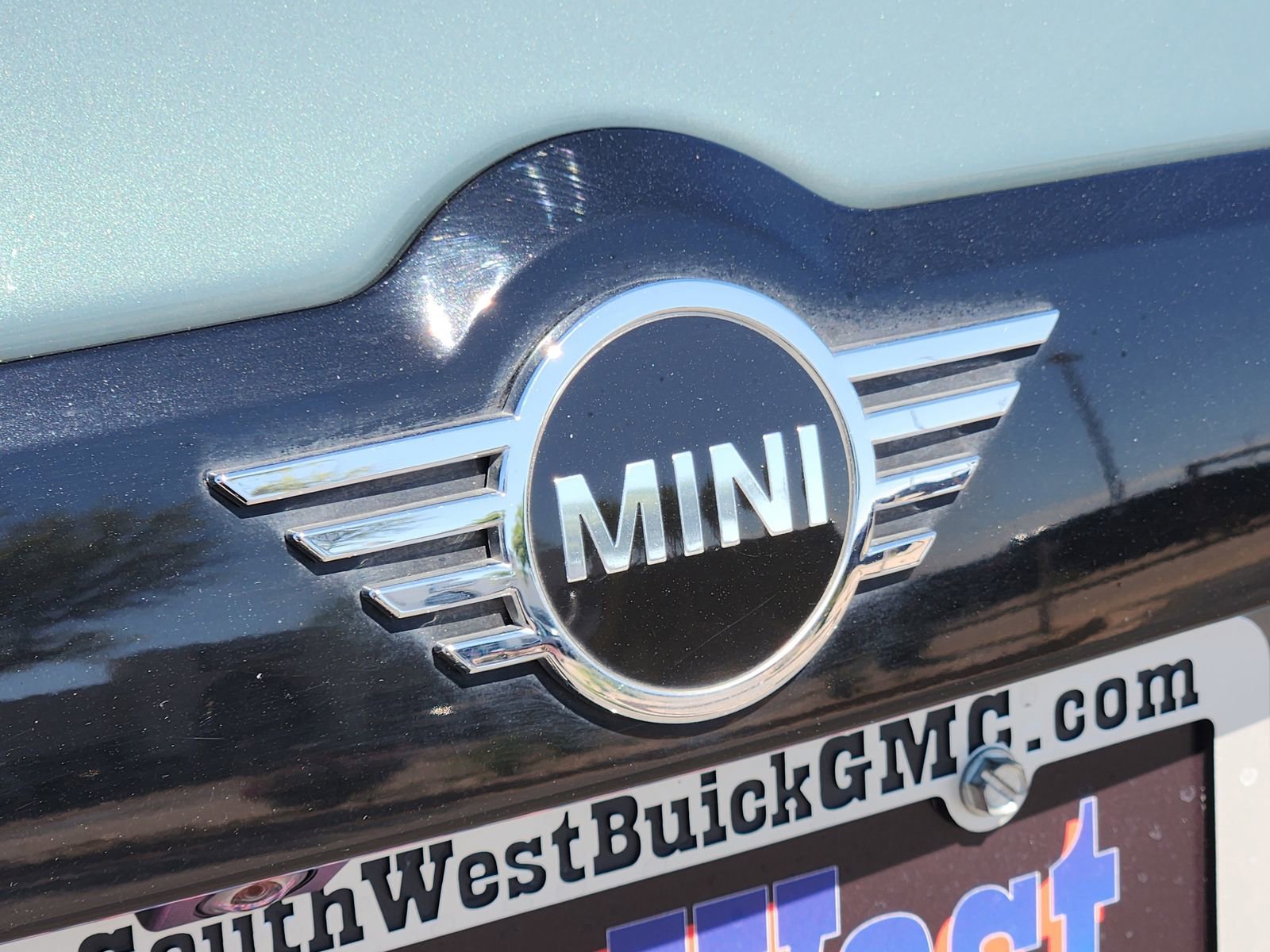 Used 2022 MINI Cooper Countryman S w/ Signature Upholstery Package image 12