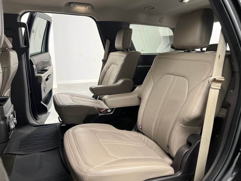 Used 2021 Ford Expedition Limited w/ Cargo Package RWD image 16