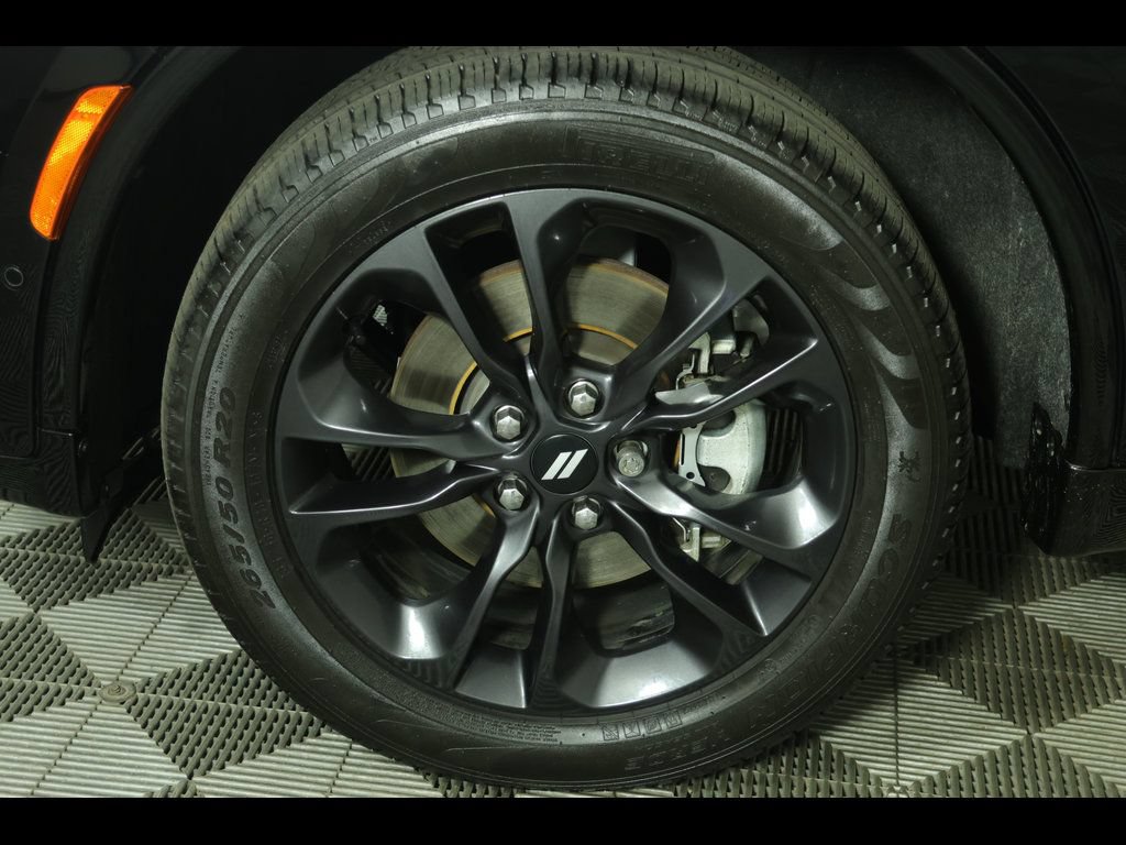 Used 2025 Dodge Durango GT AWD/4WD image 16