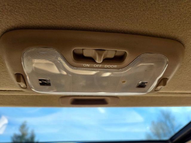 Used 1999 Toyota Land Cruiser image 22