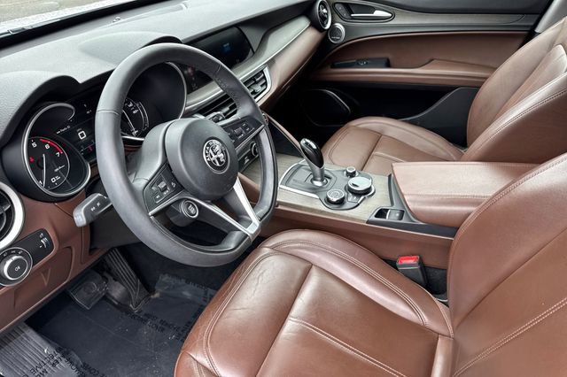 Used 2019 Alfa Romeo Stelvio Ti image 10