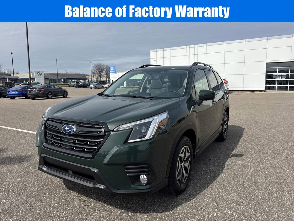 Used 2023 Subaru Forester Premium image 4