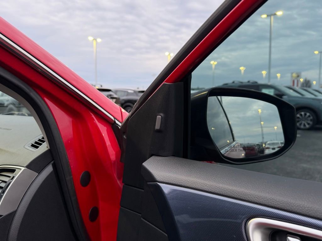 Used 2019 Nissan Sentra SR w/ Premium Package (SR) image 26