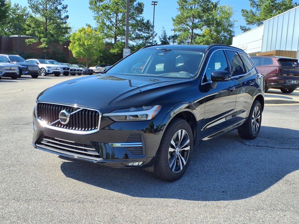 Certified 2023 Volvo XC60 B5 Core image 9