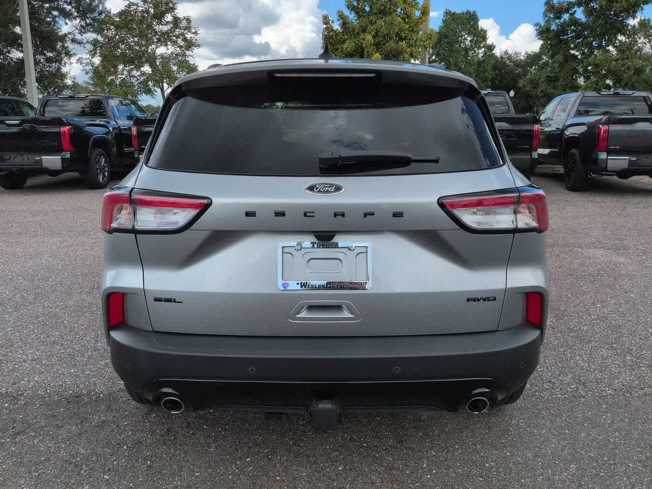 Used 2022 Ford Escape SEL w/ SEL Stealth AWD Package image 5