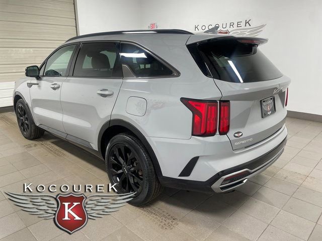 Used 2023 Kia Sorento SX FWD image 4
