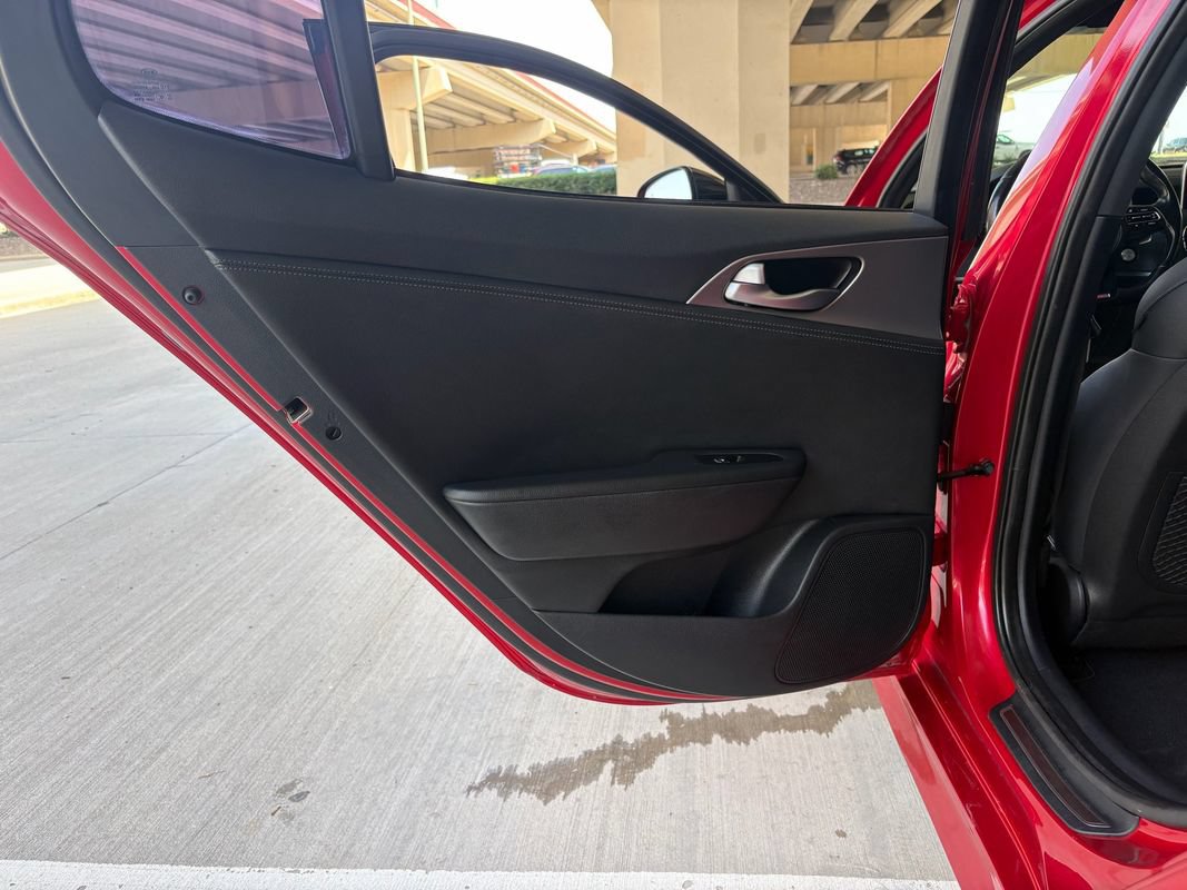 Used 2019 Kia Stinger GT RWD image 27