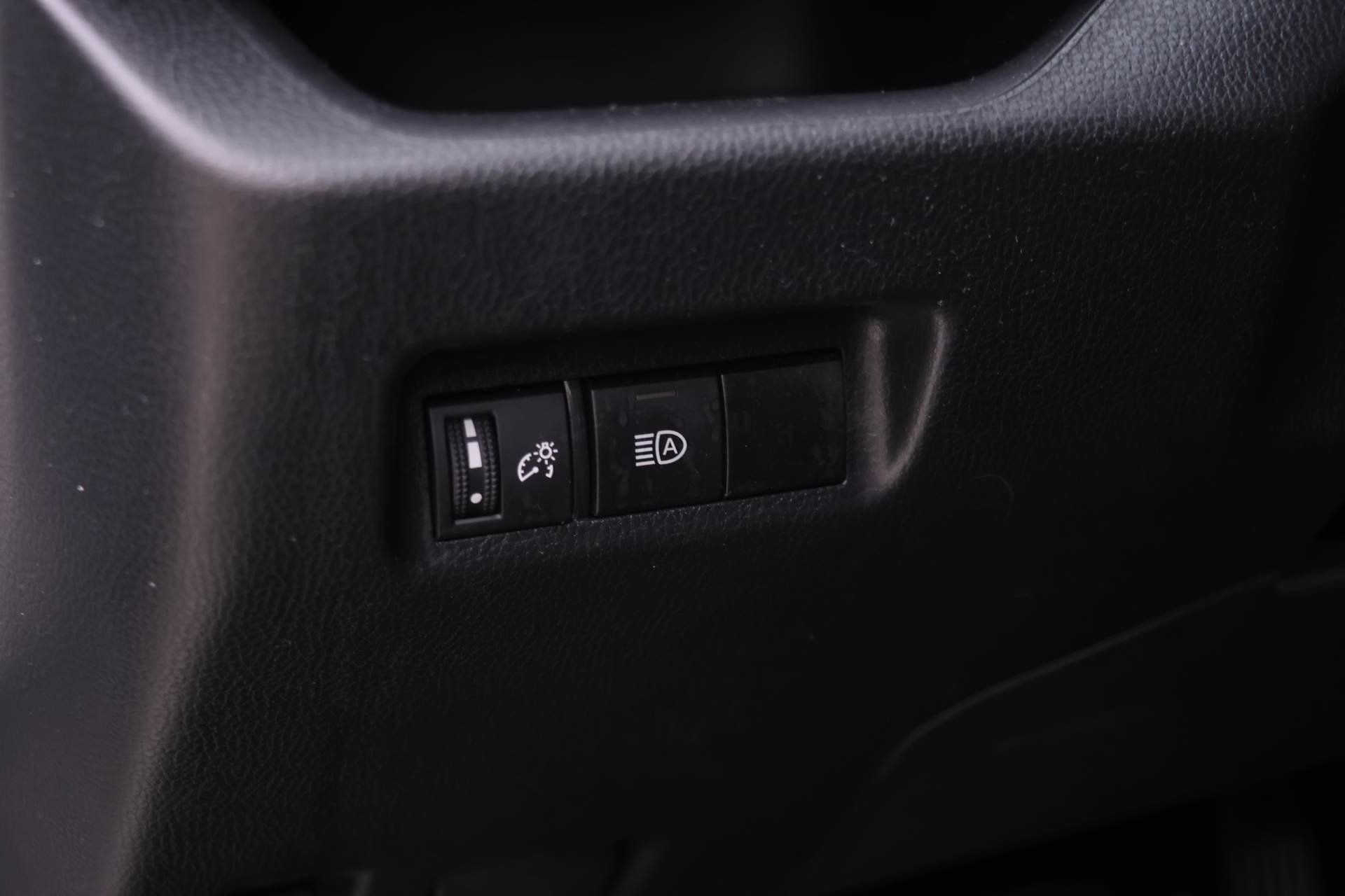 Used 2024 Toyota RAV4 XLE image 15