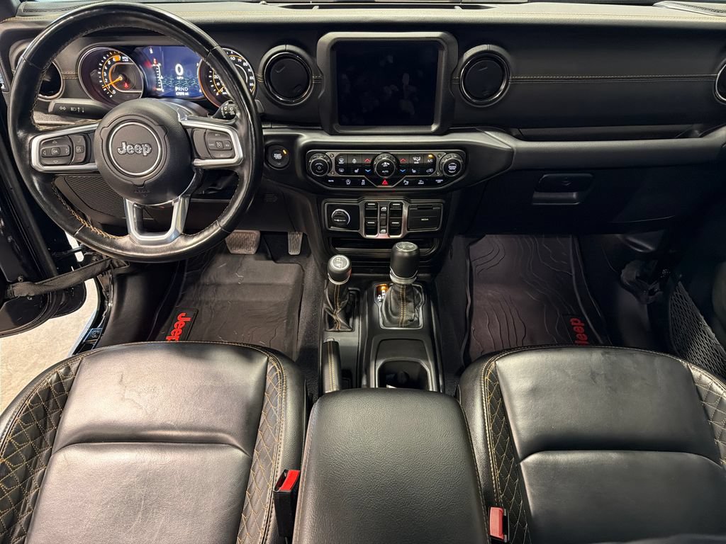 Used 2022 Jeep Wrangler Unlimited Sahara AWD/4WD image 6