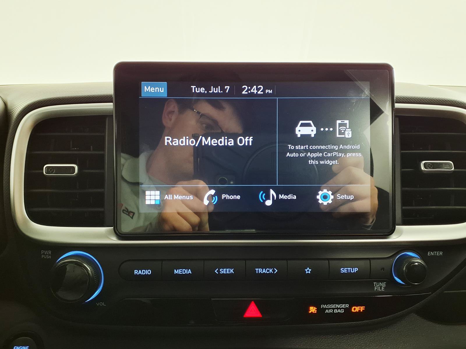 Certified 2026 Hyundai Venue SEL FWD image 18