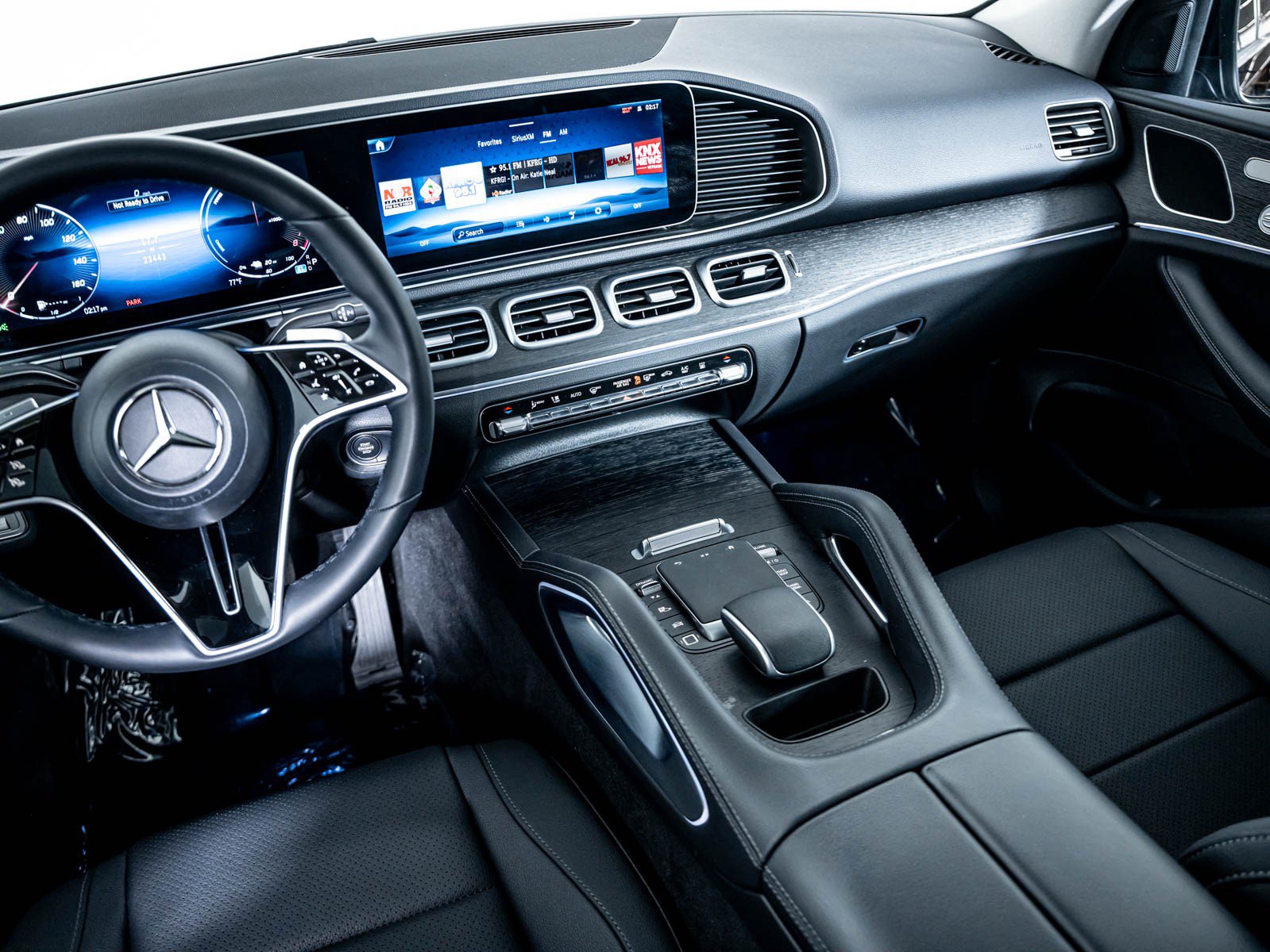 Certified 2025 Mercedes-Benz GLE 450e 4MATIC image 14