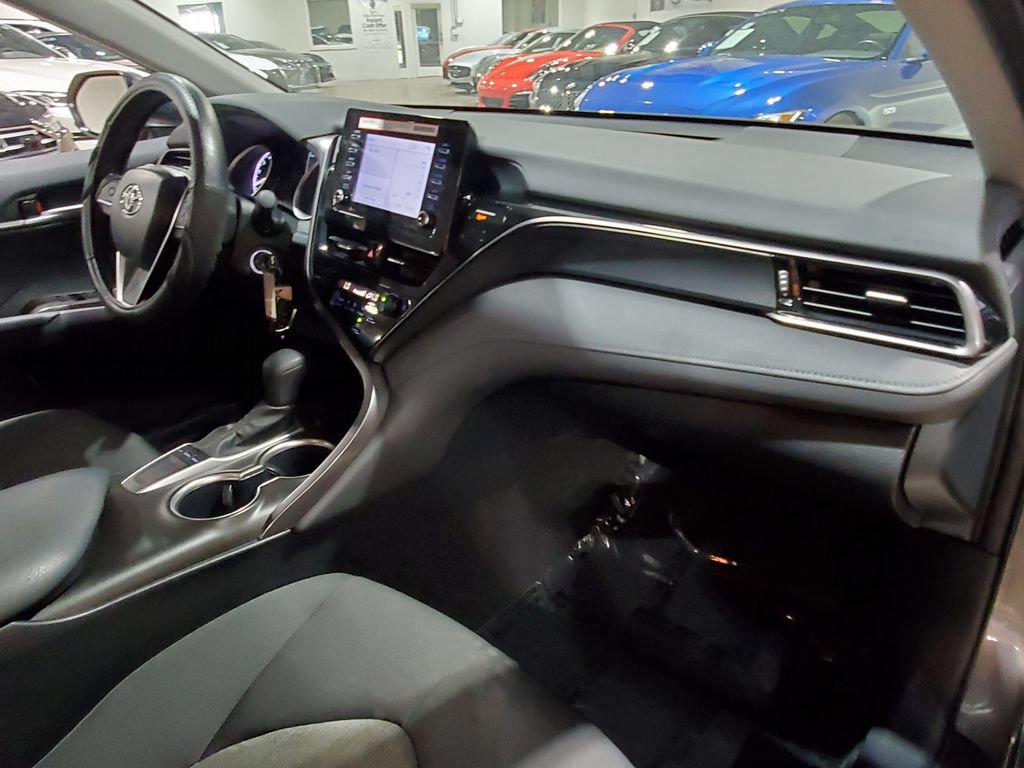 Used 2024 Toyota Camry LE FWD image 15