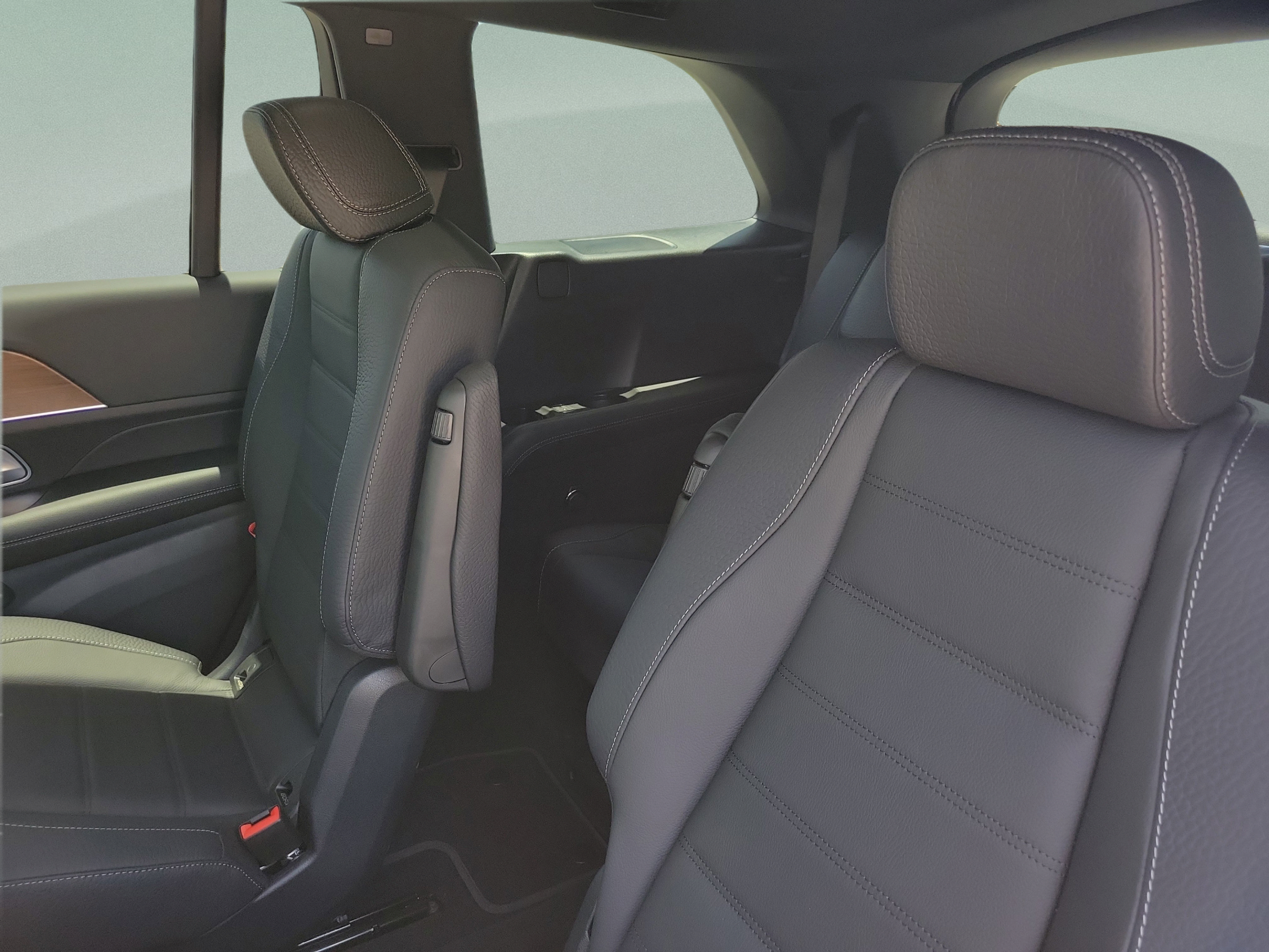 New 2026 Mercedes-Benz GLS 450 4MATIC image 8