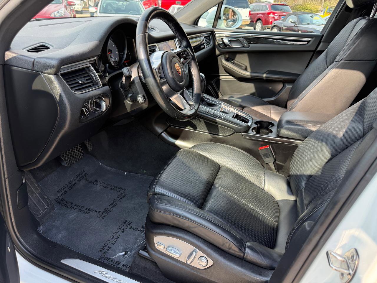 Used 2017 Porsche Macan S image 10