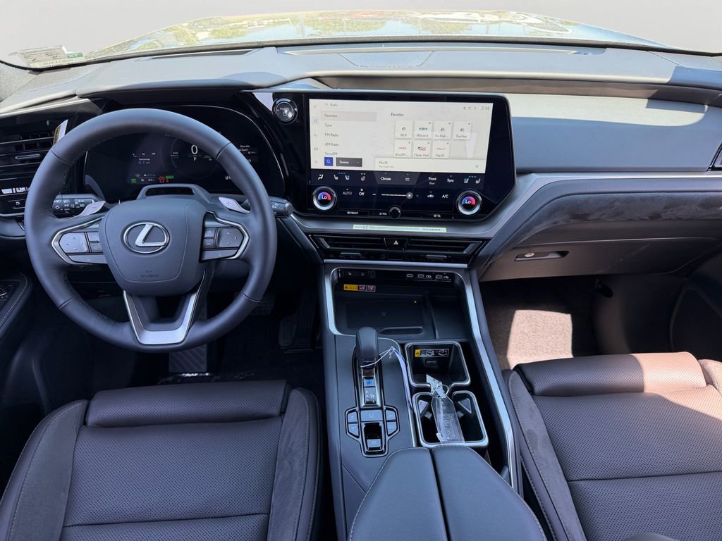 New 2026 Lexus TX 550h AWD Plug-In Hybrid image 10
