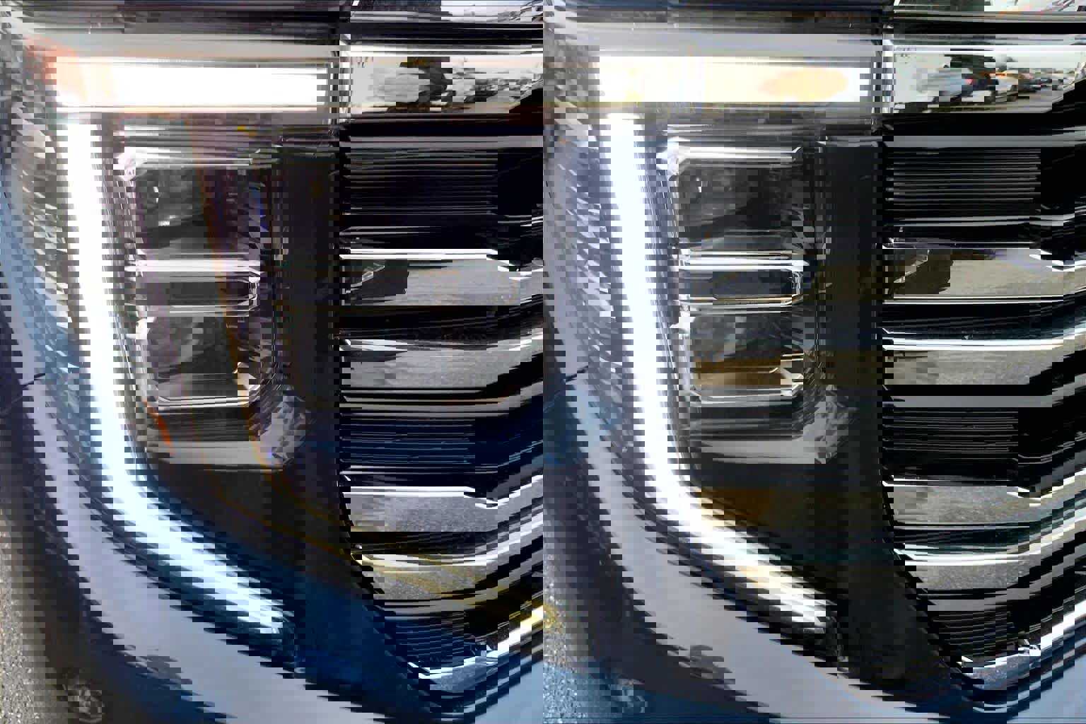 Used 2023 GMC Sierra 1500 SLT w/ SLT Convenience Package image 25