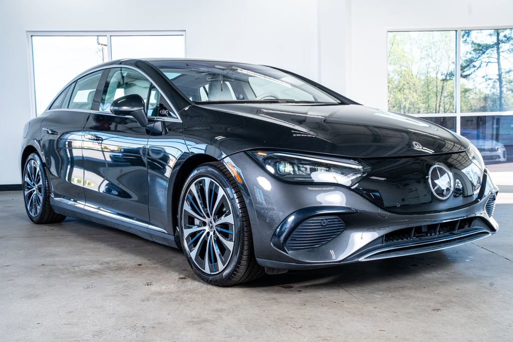 Used 2023 Mercedes-Benz EQE 350+ 4MATIC Sedan image 4