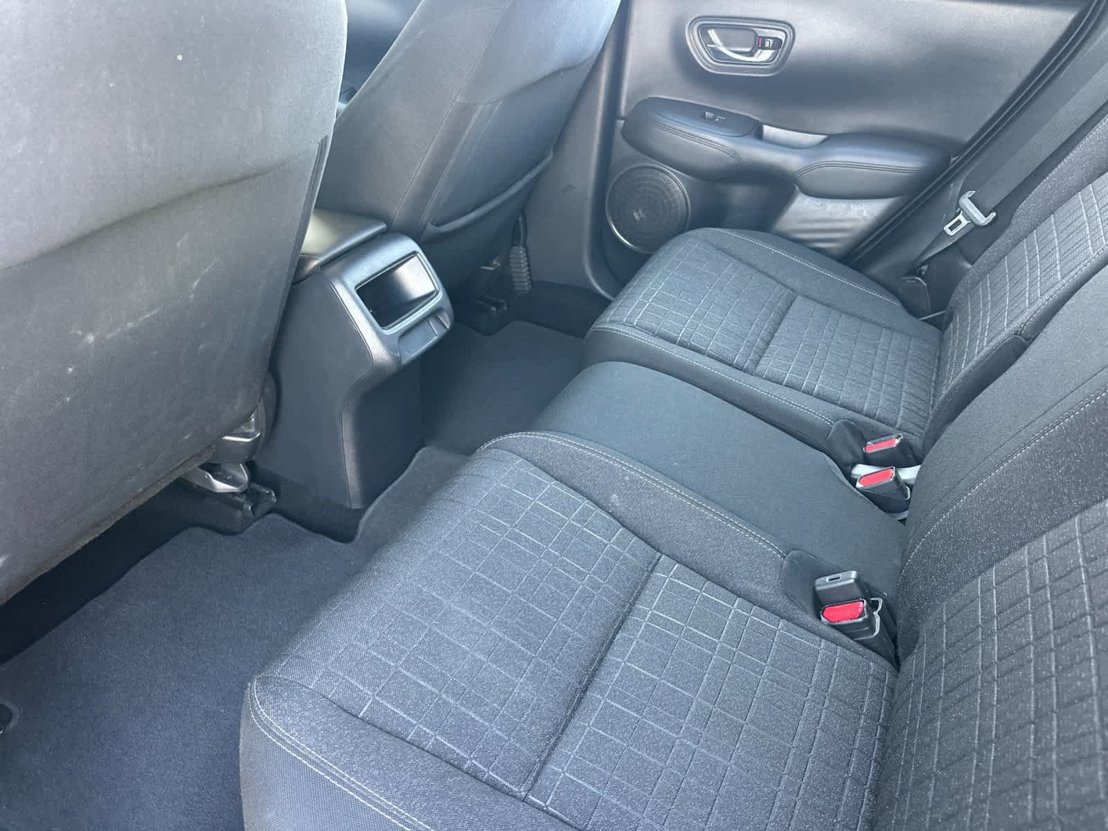 Used 2024 Honda HR-V LX image 5