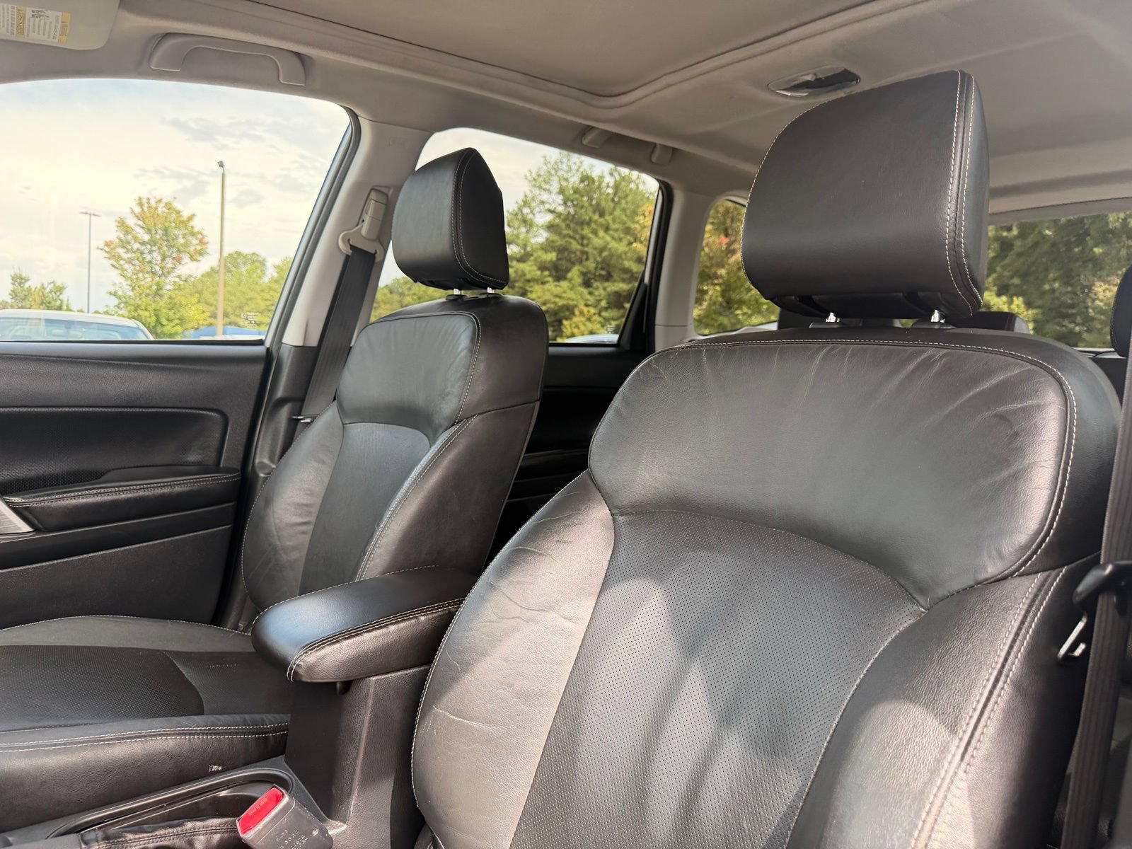 Used 2015 Subaru Forester 2.5i Limited AWD/4WD image 16
