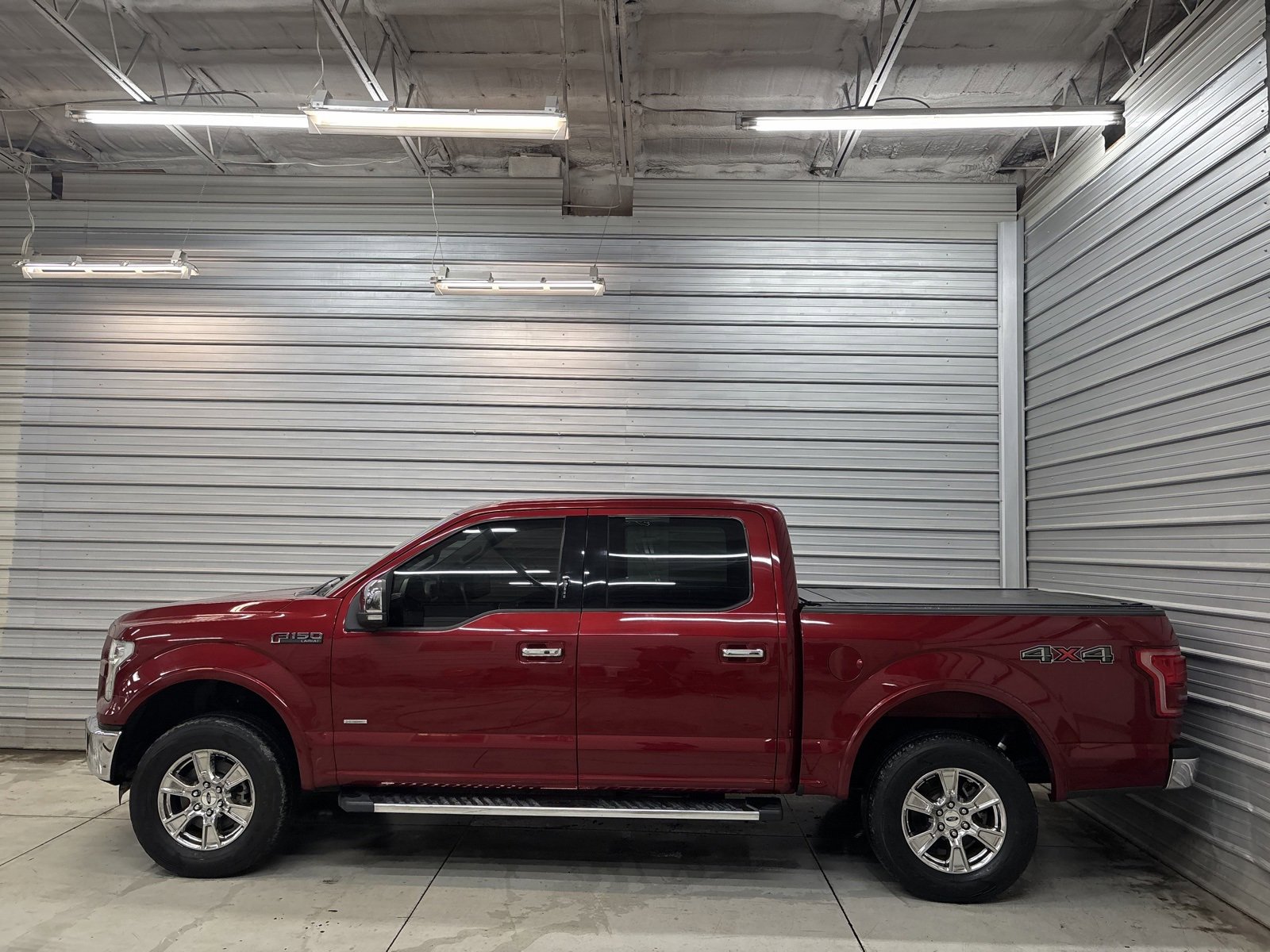 Used 2015 Ford F150 Lariat w/ Equipment Group 502A Luxury image 8