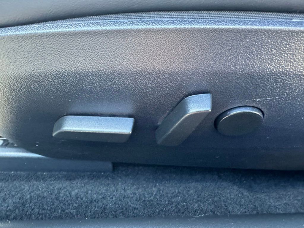 Used 2020 Tesla Model 3 Long Range image 20