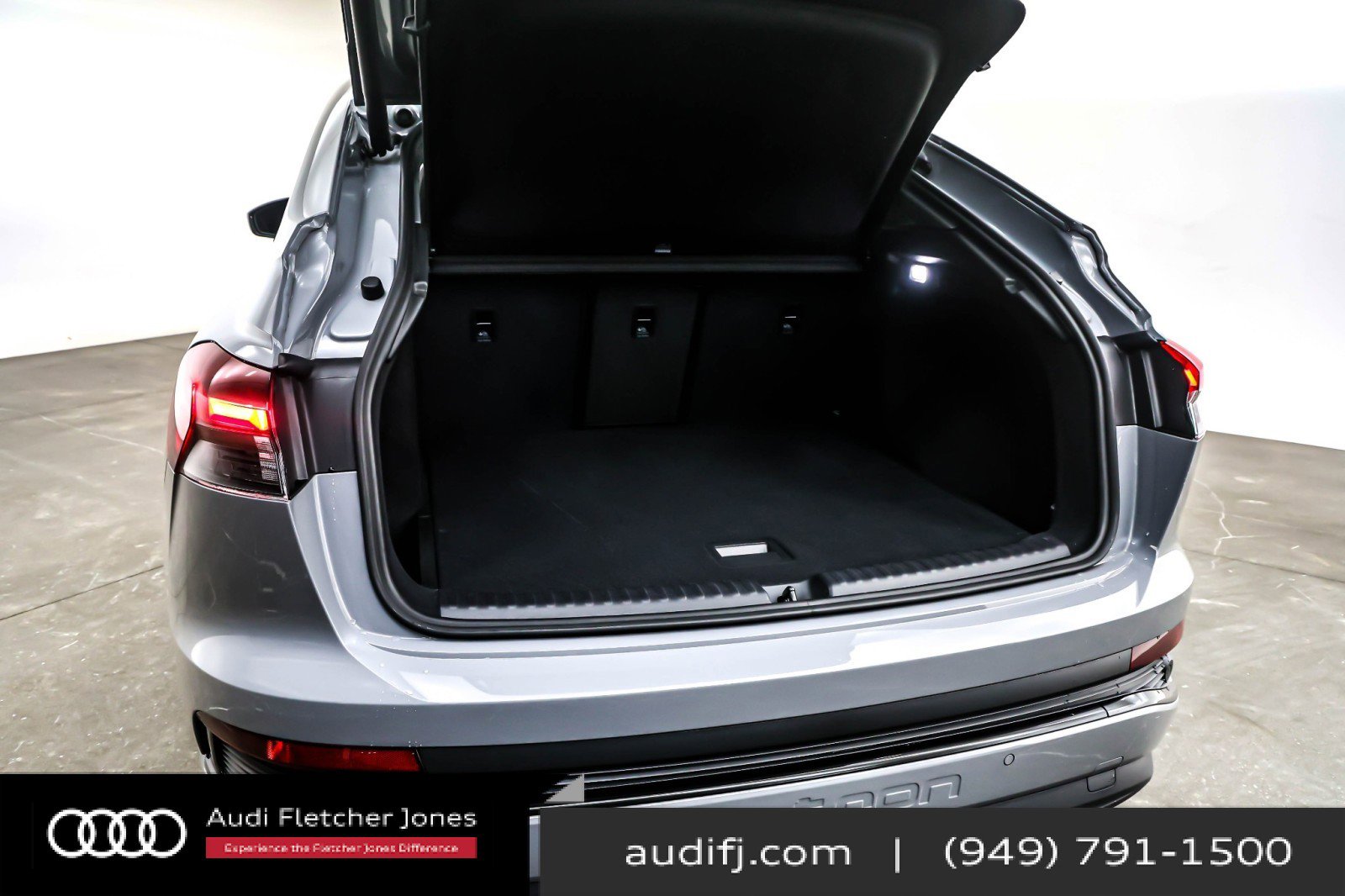 Used 2023 Audi Q4 e-tron Premium Plus w/ Premium Plus image 22