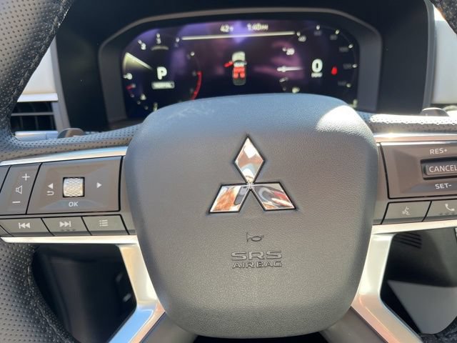 New 2026 Mitsubishi Outlander SEL FWD image 24