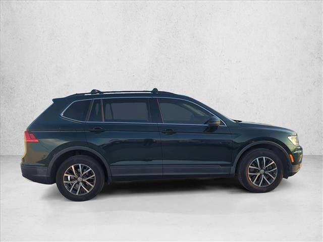 Used 2019 Volkswagen Tiguan SE w/ Panoramic Sunroof Package FWD image 4