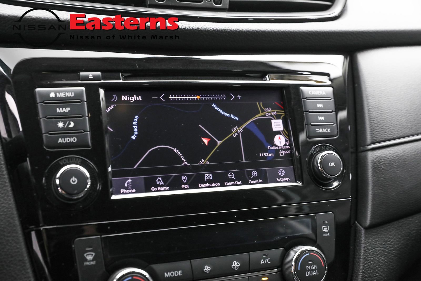 Used 2019 Nissan Rogue SV w/ Premium Package image 23