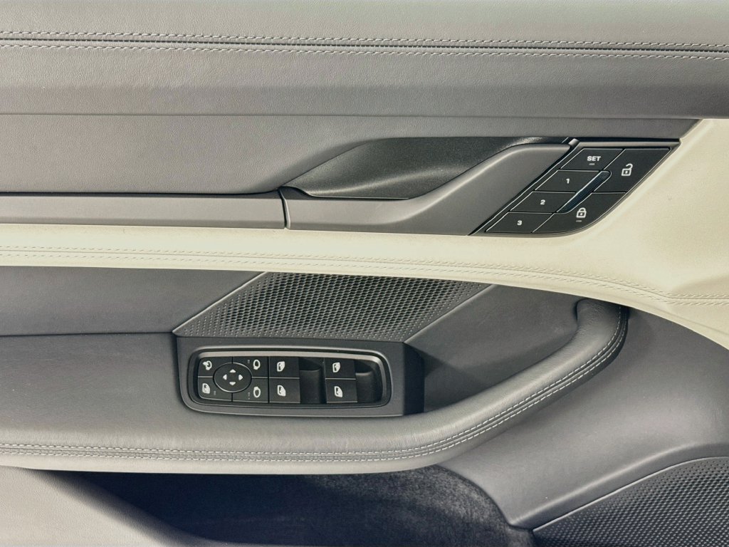 New 2026 Porsche Taycan AWD/4WD image 11