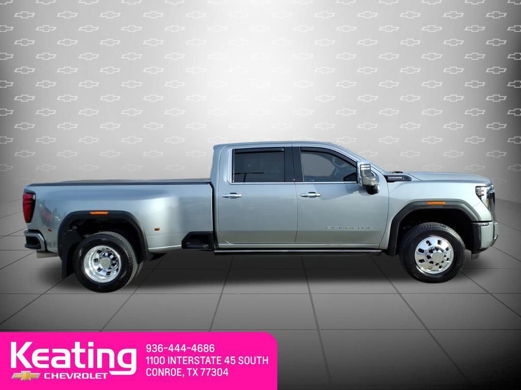 Used 2024 GMC Sierra 3500 Denali Ultimate image 4