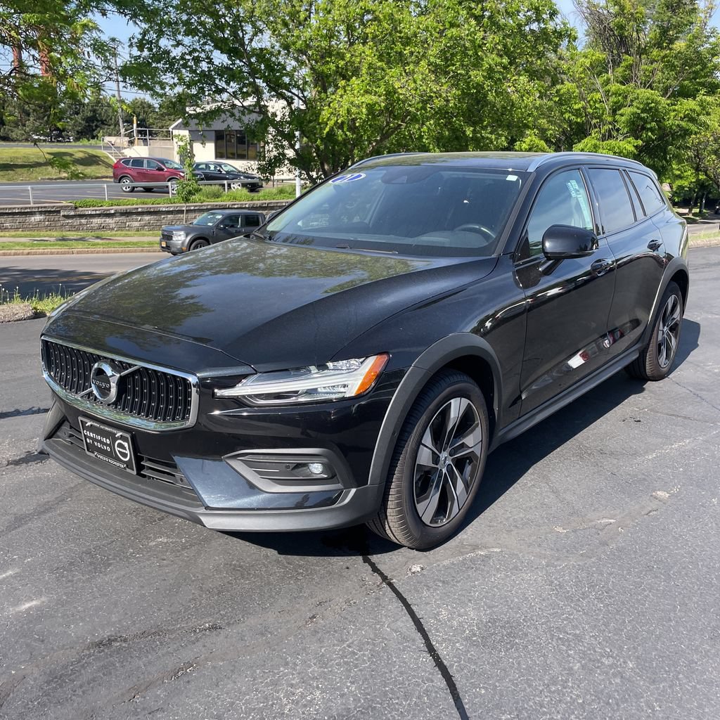 Used 2021 Volvo V60 T5 Cross Country