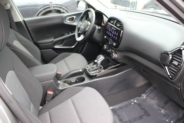 Used 2023 Kia Soul EX image 33