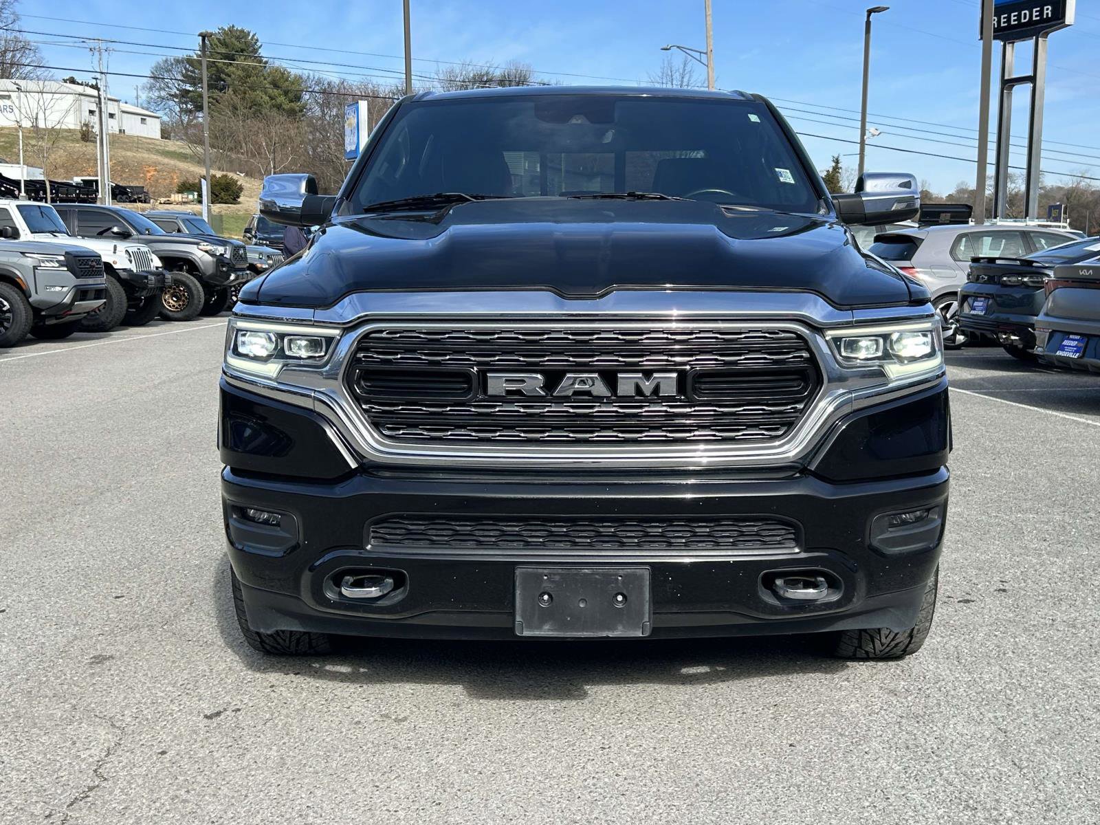Used 2023 RAM 1500 Limited w/ Body Color Bumper Group image 8