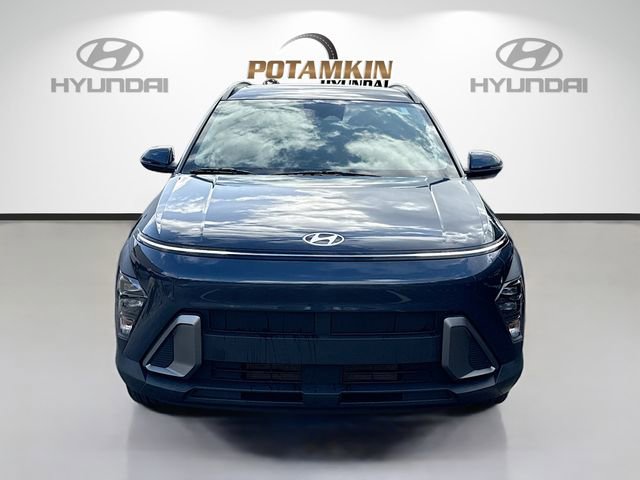 Used 2024 Hyundai Kona SEL image 2