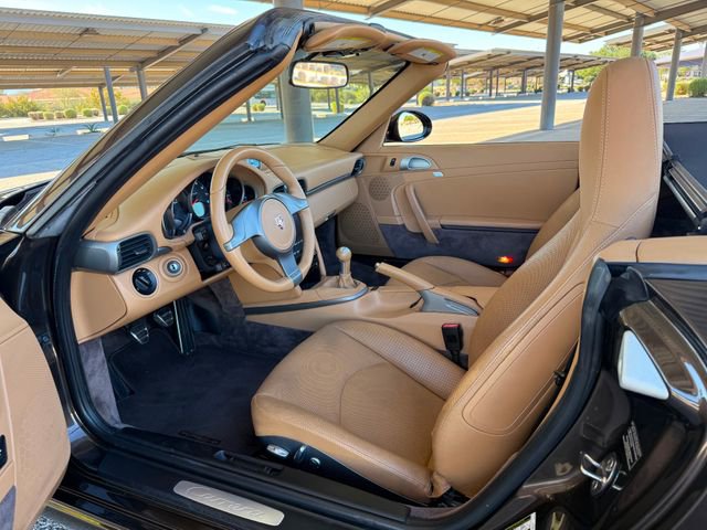 Used 2010 Porsche 911 Carrera 4 image 37