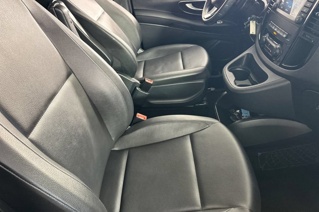 Used 2021 Mercedes-Benz Metris Passenger image 19