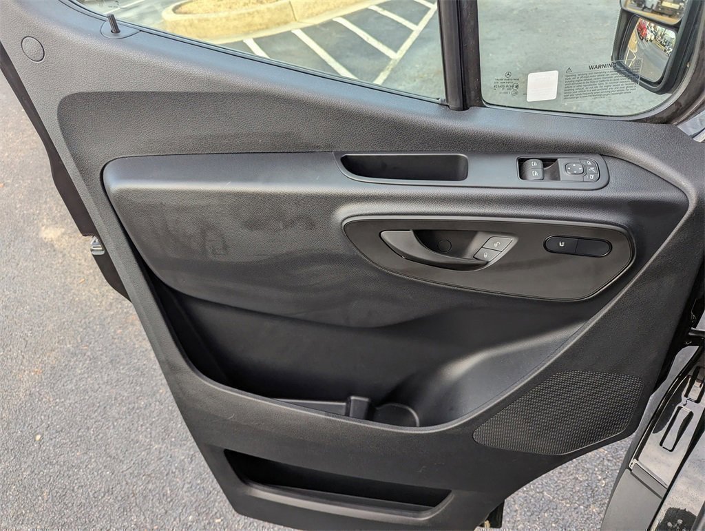Used 2024 Mercedes-Benz Sprinter 144 Cargo image 19