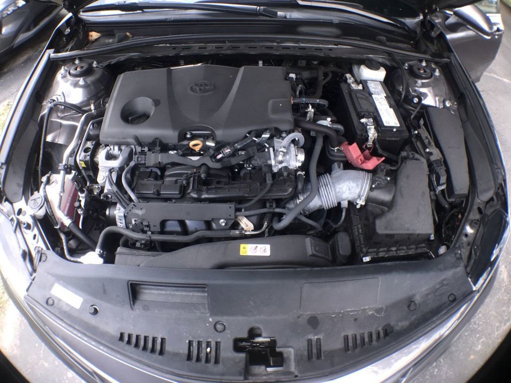 Used 2023 Toyota Camry SE image 11
