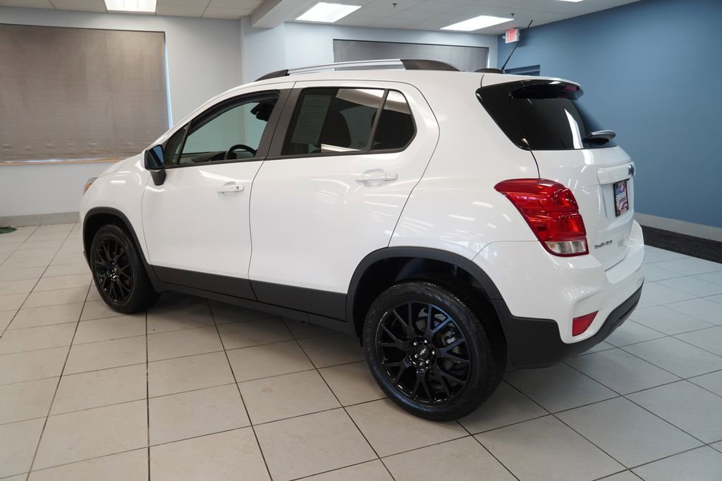 Used 2022 Chevrolet Trax LT w/ Sport Edition image 7