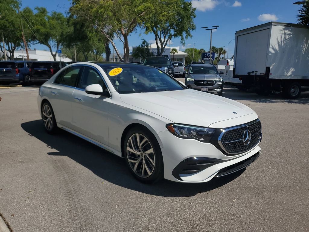 Used 2025 Mercedes-Benz E 350 4MATIC Sedan image 7