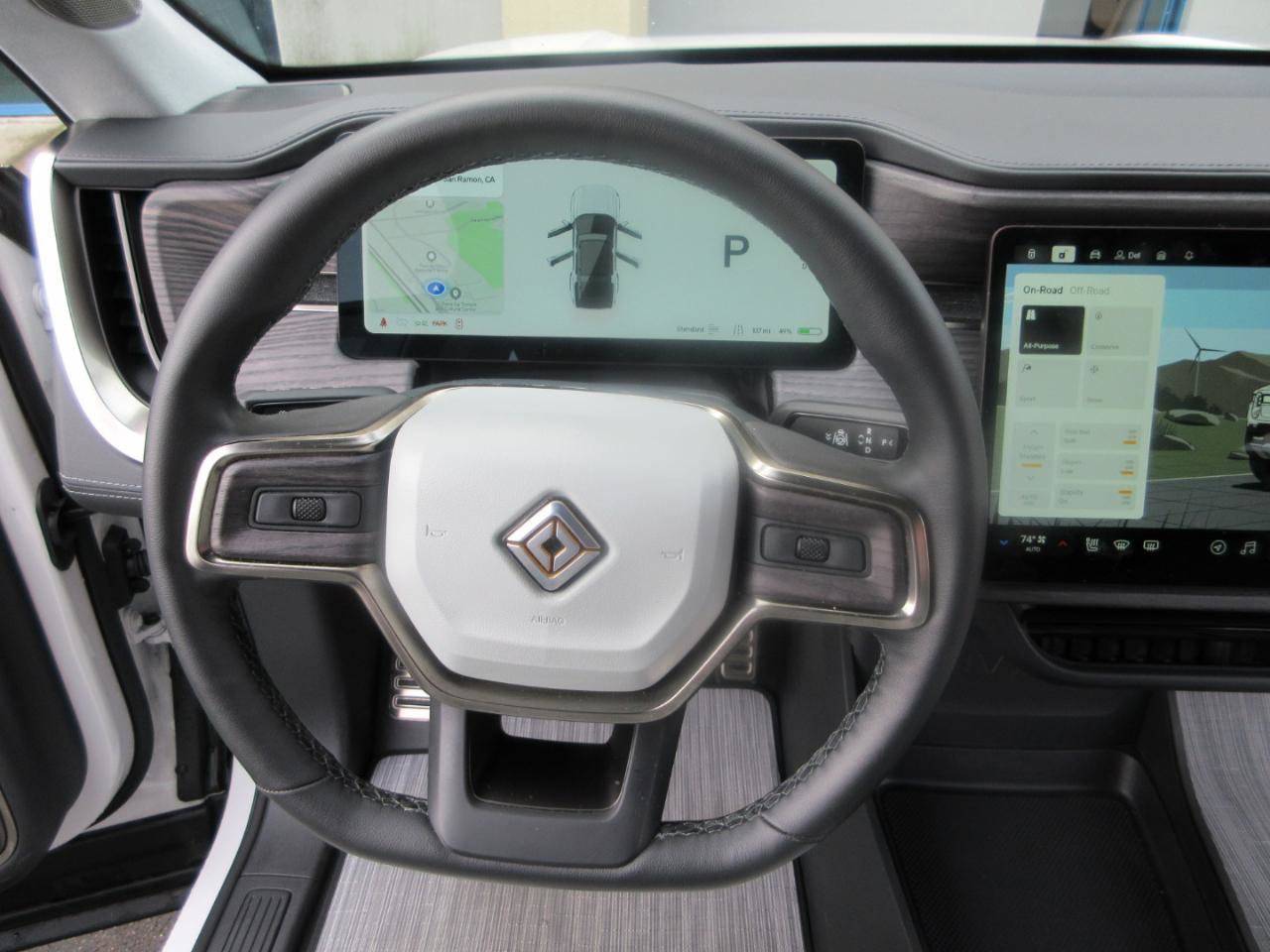 Used 2023 Rivian R1S Launch Edition image 52