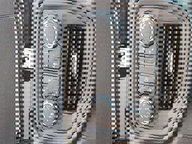 New 2025 Chevrolet Silverado 1500 Custom image 19