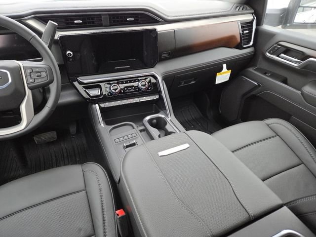 New 2026 GMC Sierra 3500 Denali w/ Denali Reserve Package image 36
