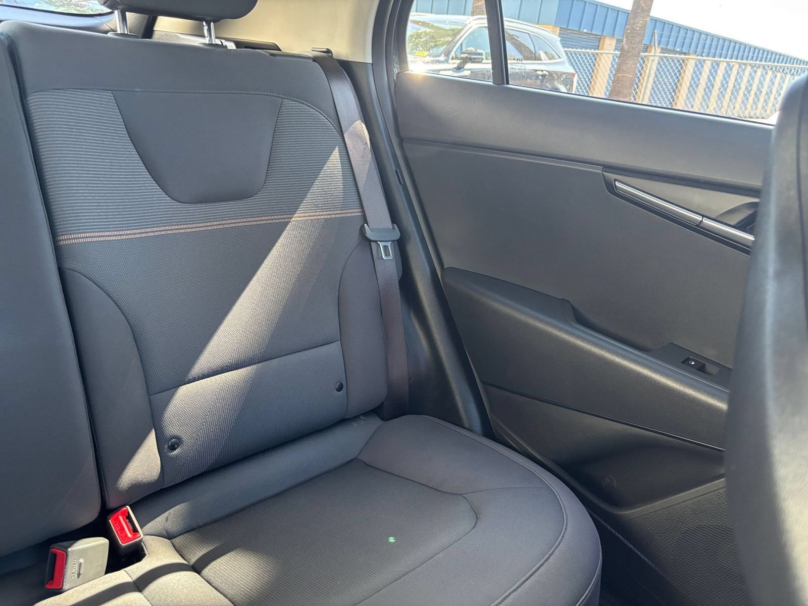 Used 2026 Kia Niro LX FWD image 35